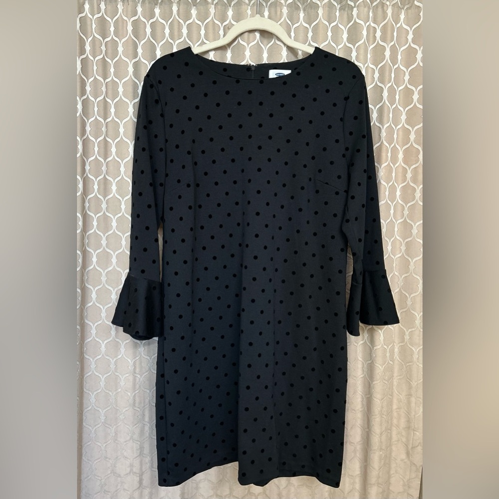 Old Navy Black Polka Dot Long Sleeve Dress